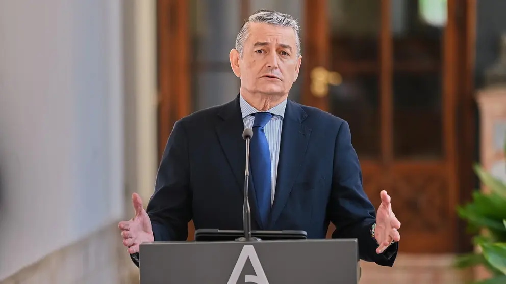 Antonio Sanz ha asumido temporalmente las competencias de la Consejer&iacute;a de Salud | Salvador L&oacute;pez Medina