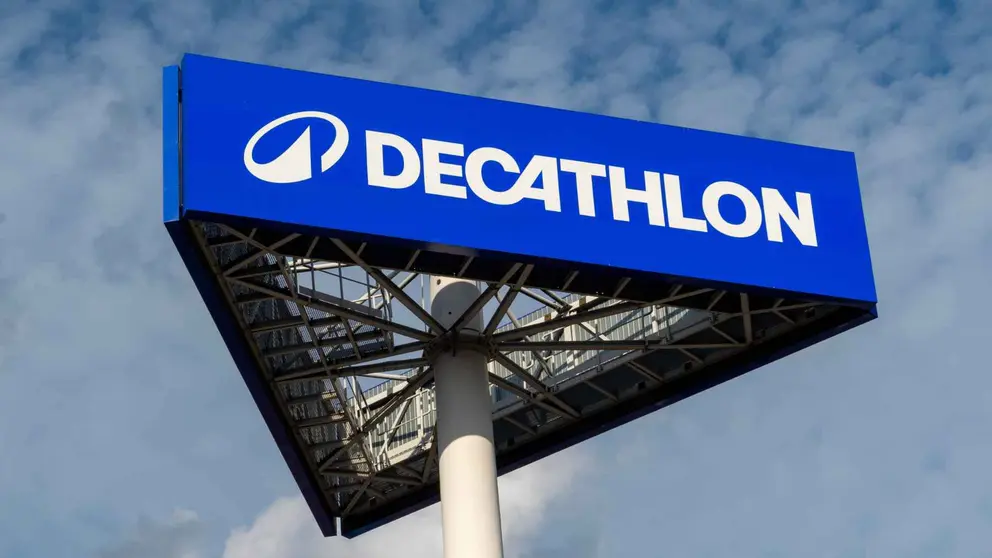 Cartel de tienda Decathlon