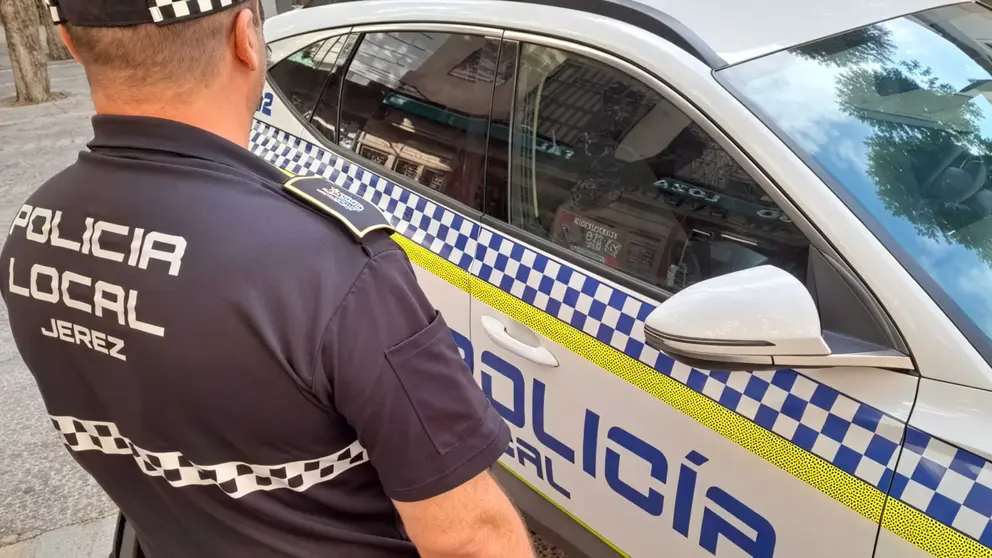 Detenido en Jerez tras intentar huir de un control y negarse a la prueba de alcoholemia