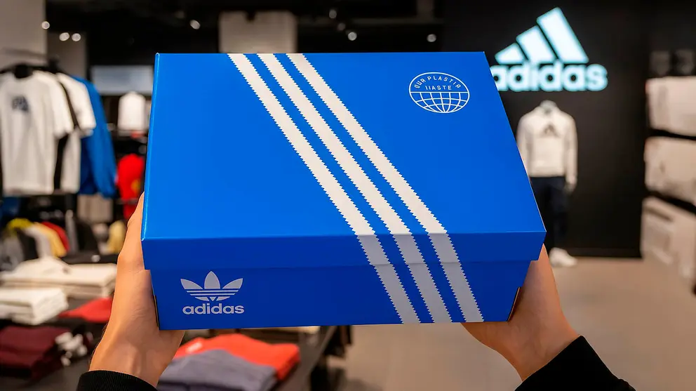 Las Adidas Japan conquistan Espa&ntilde;a con su dise&ntilde;o minimalista y toque vintage