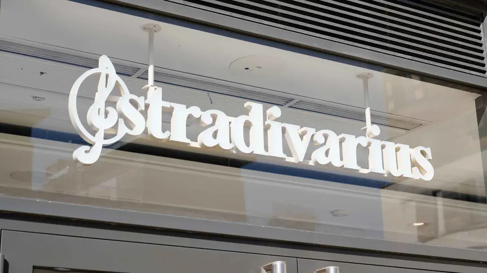 Tienda Stradivarius