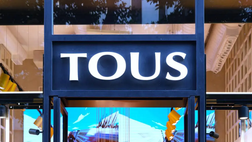 Fachada de tienda TOUS