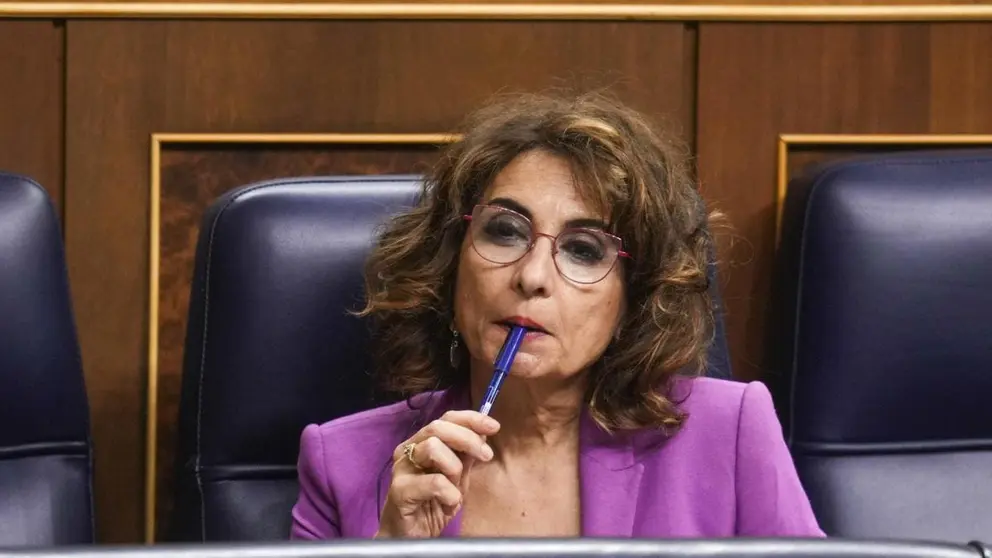 Mar&iacute;a Jes&uacute;s Montero no se pronuncia sobre los problemas de Espa&ntilde;a