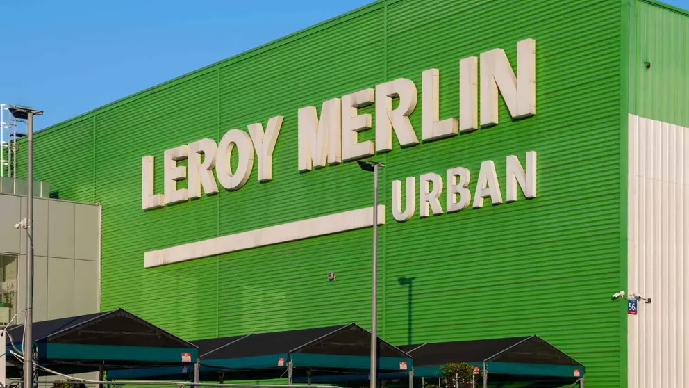 Los nuevos toalleros el&eacute;ctricos que han llegado a Leroy Merlin para salir de la ducha sin pasar fr&iacute;o