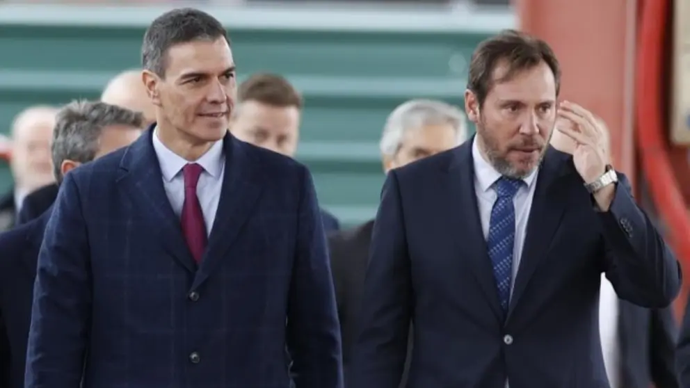Pedro S&aacute;nchez, en una imagen de archivo junto al ministro &Oacute;scar Puente