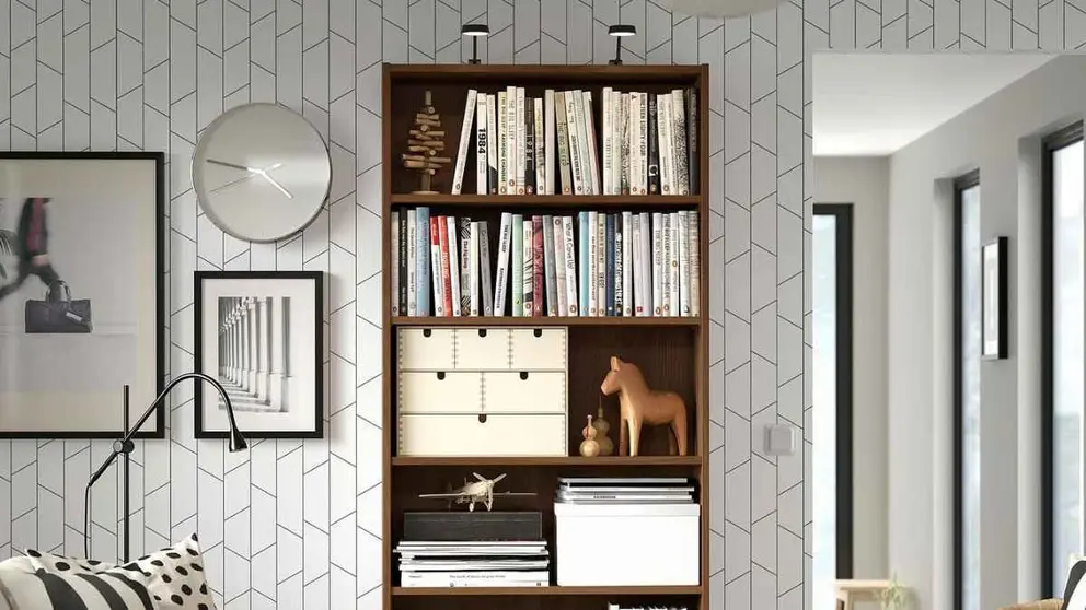 Librer&iacute;a marr&oacute;n efecto nogal BILLEY de Ikea