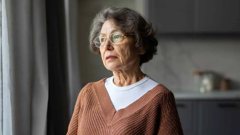 Una pensionista preocupada por el estado de su paga extra de Navidad