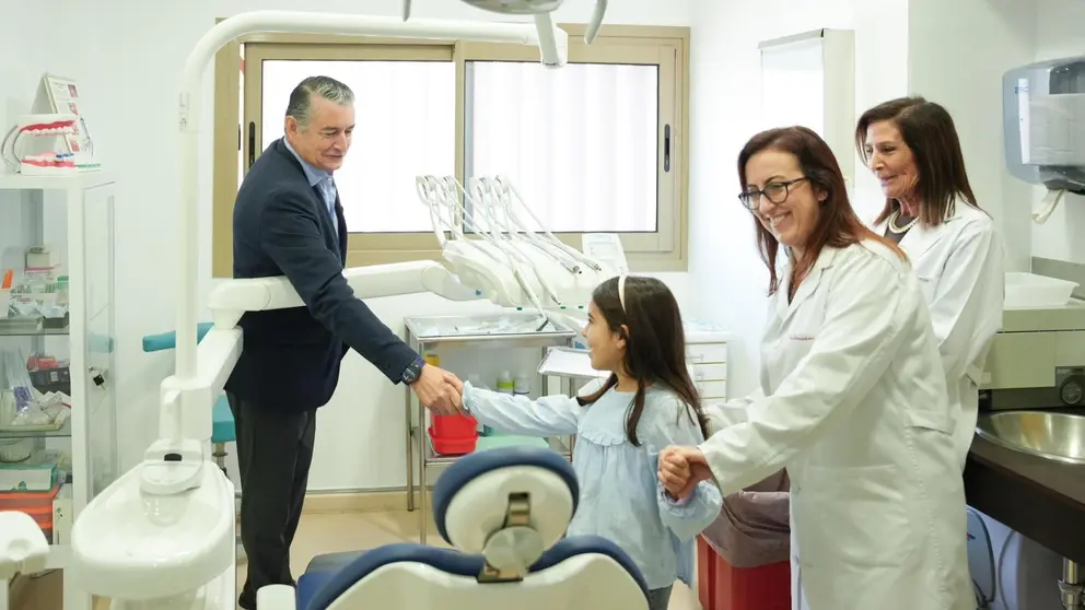 Antonio Sanz en el centro de salud El Porvenir