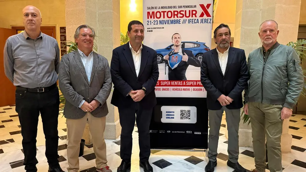 Presentaci&oacute;n de Motorsur en el Palacio de Villapan&eacute;s | Cristo Garc&iacute;a