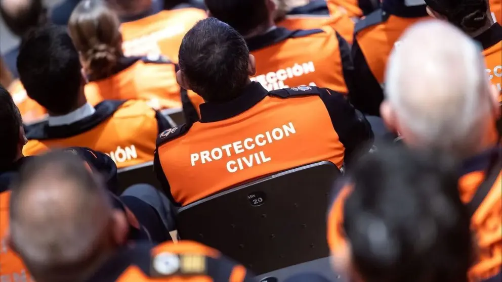 Miembros de Protecci&oacute;n Civil