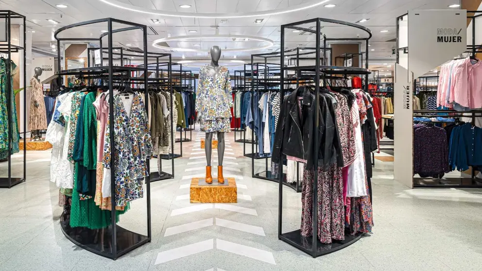 Centro Comercial Outlet de El Corte Ingl&eacute;s en Sevilla Este