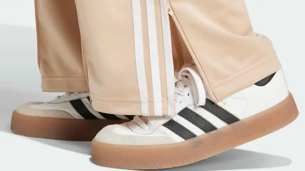 Adidas celebra su Black Friday rebajando sus pantalones y chaquetas de estilo urbano m&aacute;s c&oacute;modos 
