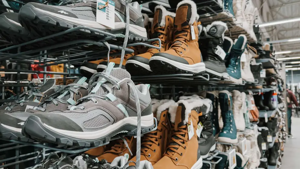 Las botas t&eacute;cnicas de Quechua vuelven a liderar la temporada gracias a su impermeabilidad, agarre y aislamiento t&eacute;rmico, con precios para todos los bolsillos y tallas completa