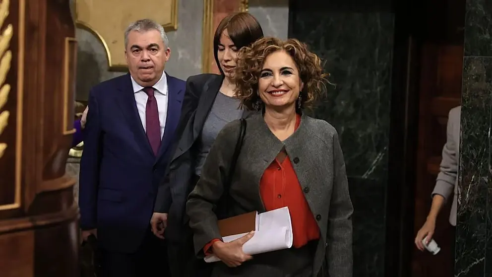 Mar&iacute;a Jes&uacute;s Montero, en el punto de mira de Vox