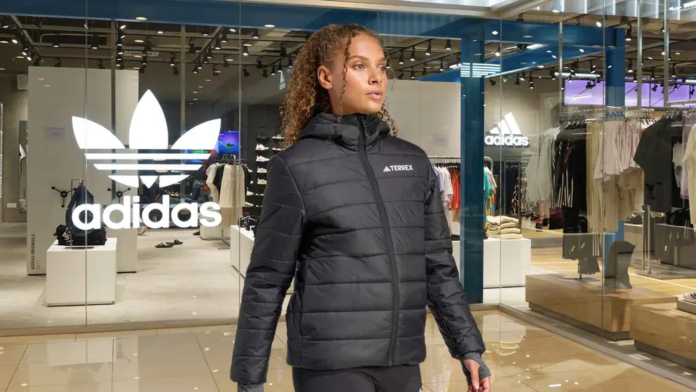 Los abrigos acolchados Adidas que todos buscan este Cyber Monday, ahora rebajados en m&aacute;s de un 40%