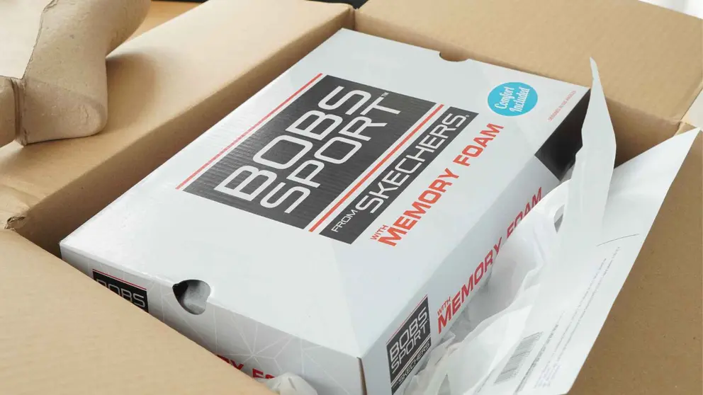 Caja de zapatillas de Skechers