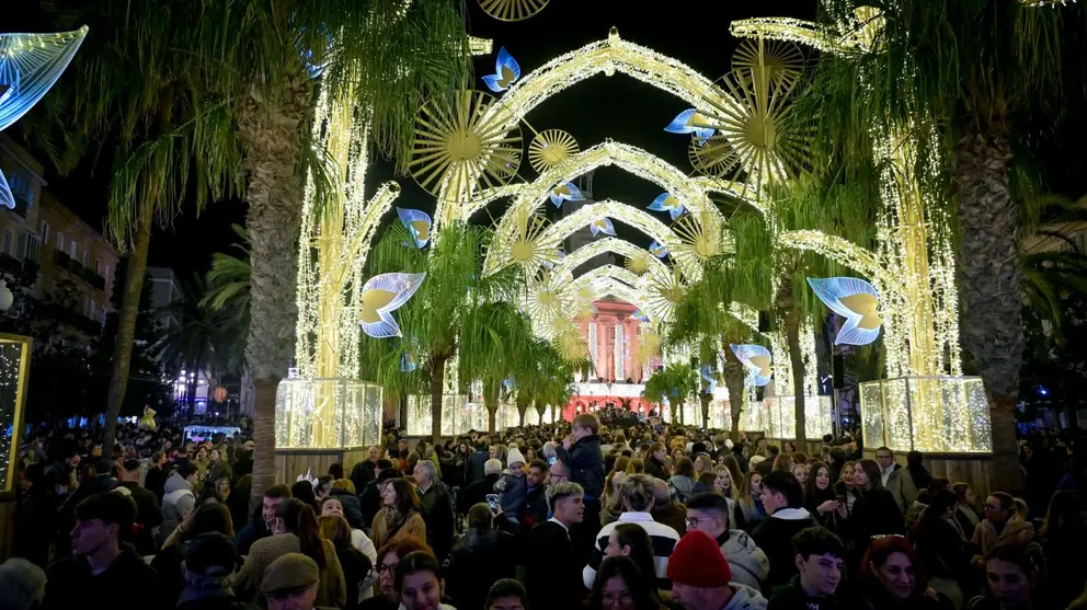 Encendido del alumbrado extraordinario en C&aacute;diz