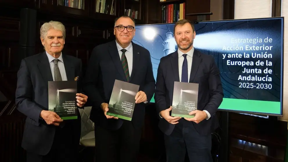 Arturo Bernal ha presidido la presentaci&oacute;n de la Estrategia de Acci&oacute;n Exterior