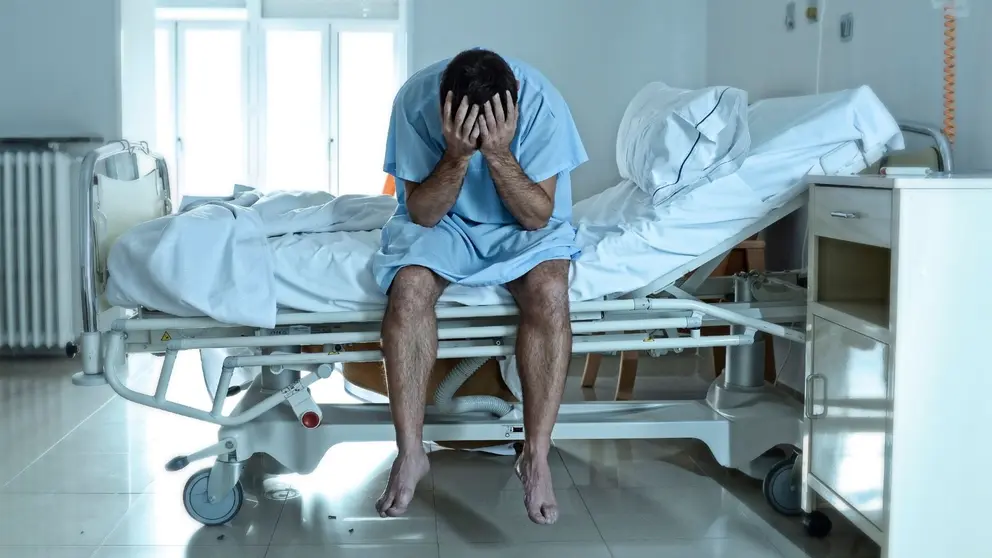 Paciente ingresado en hospital - Archivo El MIRA