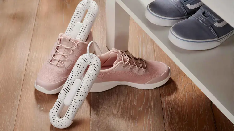 El mejor invento para los d&iacute;as de lluvia el secador de zapatos de Lidl por menos de 10 euros
