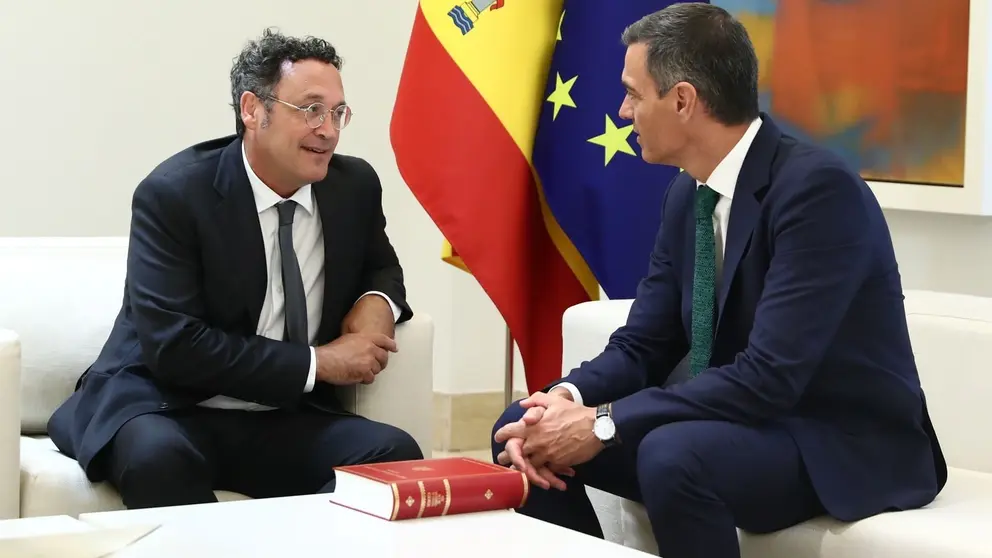Pedro S&aacute;nchez, junto a &Aacute;lvaro Garc&iacute;a Ortiz