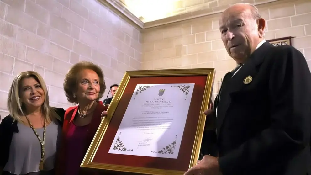 3 Hijo predilecto I Aplausos