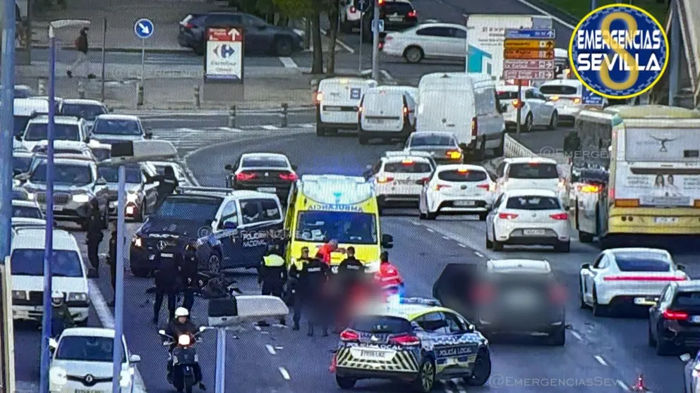 Accidente en el Puente del Cachorro en Sevilla