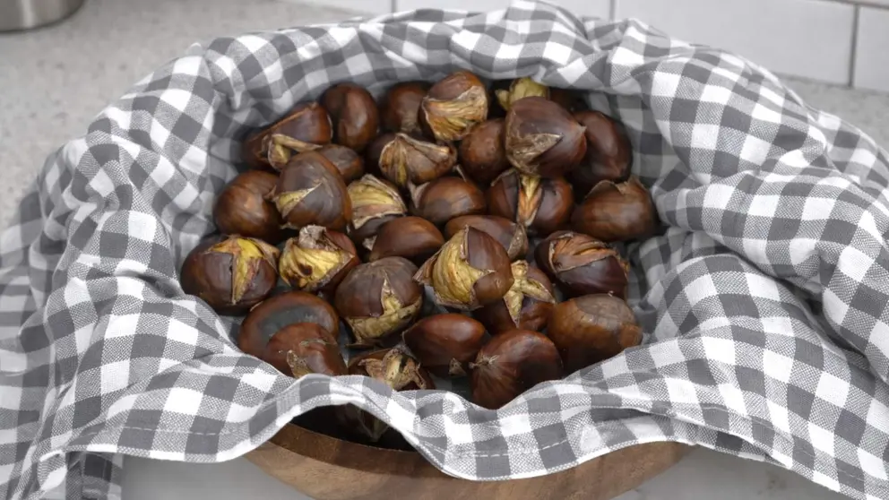 Casta&ntilde;as asadas a la sart&eacute;n