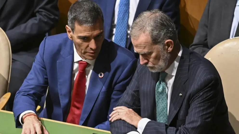 Pedro S&aacute;nchez, junto al rey Felipe VI