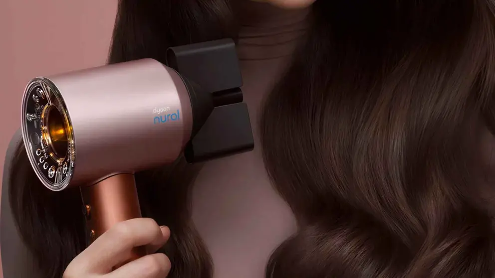 El secador de pelo que m&aacute;s buscado estos Reyes el Dyson Nural Amber rebajado en un 20% en El Corte Ingl&eacute;s