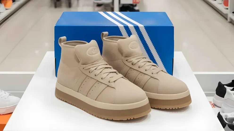 Acaban de aterrizar en El Corte Ingl&eacute;s 3 zapatillas Adidas casual y muy ponibles rebajadas hasta en un 30%