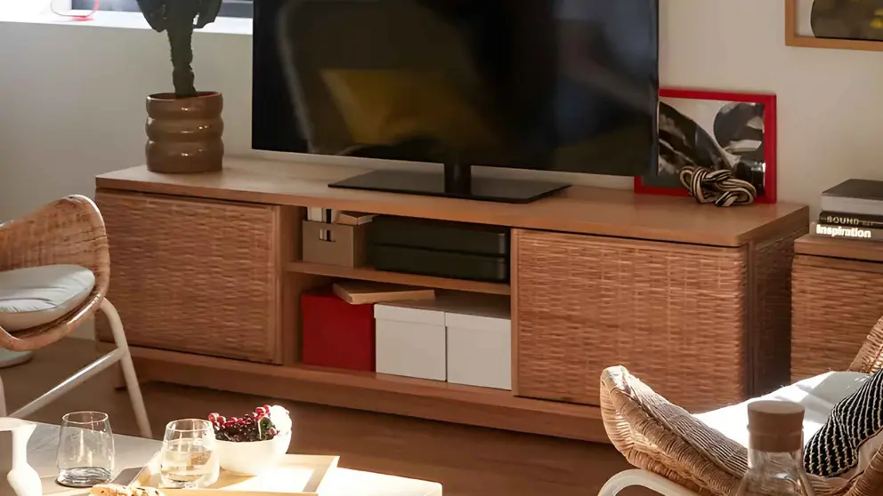 Aterrizan en Ikea los nuevos muebles de TV con almacenaje para el sal&oacute;n que son tendencia en decoraci&oacute;n
