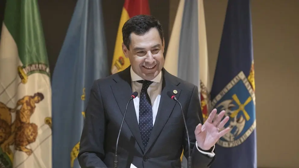 Juanma Moreno ha abogado por una mayor protecci&oacute;n de las v&iacute;ctimas de violencia de g&eacute;nero en Espa&ntilde;a