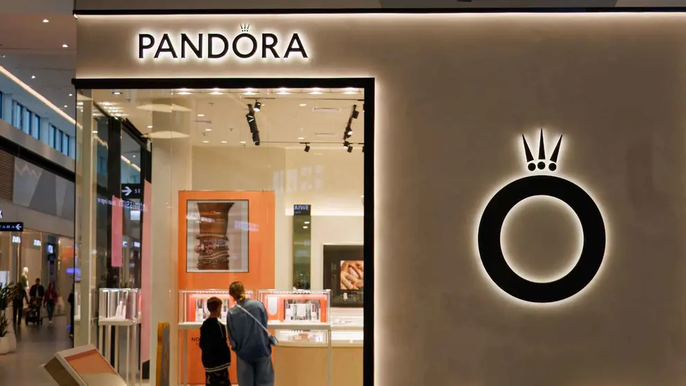 Aterrizan en Pandora las rebajas m&aacute;s esperadas de la temporada anillos a mitad de precio