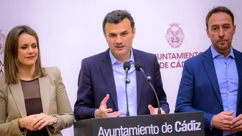 El alcalde de C&aacute;diz, Bruno Garc&iacute;a, durante la &uacute;ltima Junta de Gobierno Local