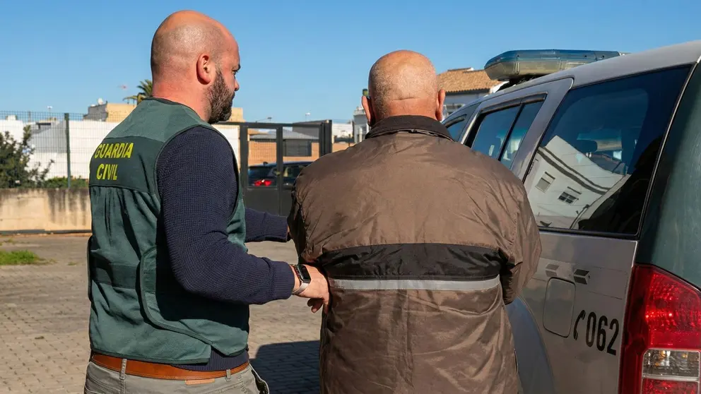La Guardia Civil detiene a un hombre por acabar con la vida de su mujer en Olvera (C&aacute;diz)