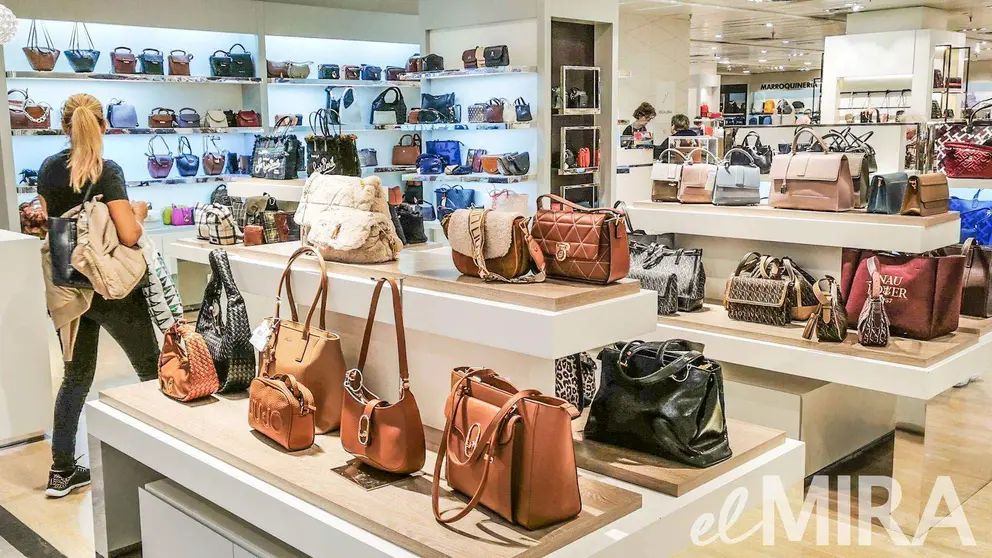 Cinco bolsos de marcas espa&ntilde;olas que est&aacute;n marcando el estilo urbano este a&ntilde;o en El Corte Ingl&eacute;s