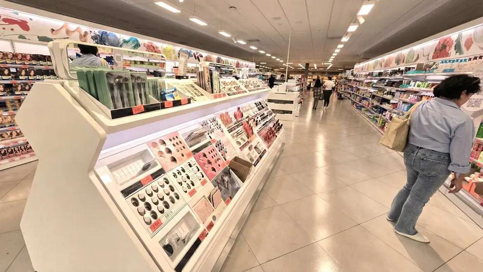 Celestial Night, la colecci&oacute;n de Deliplus que lleva el maquillaje de Mercadona un paso m&aacute;s all&aacute; - El MIRA