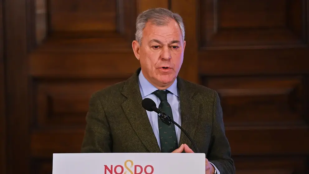 Jos&eacute; Luis Sanz ha anunciado la externalizaci&oacute;n del servicio de limpieza en los colegios | Salvador L&oacute;pez Medina