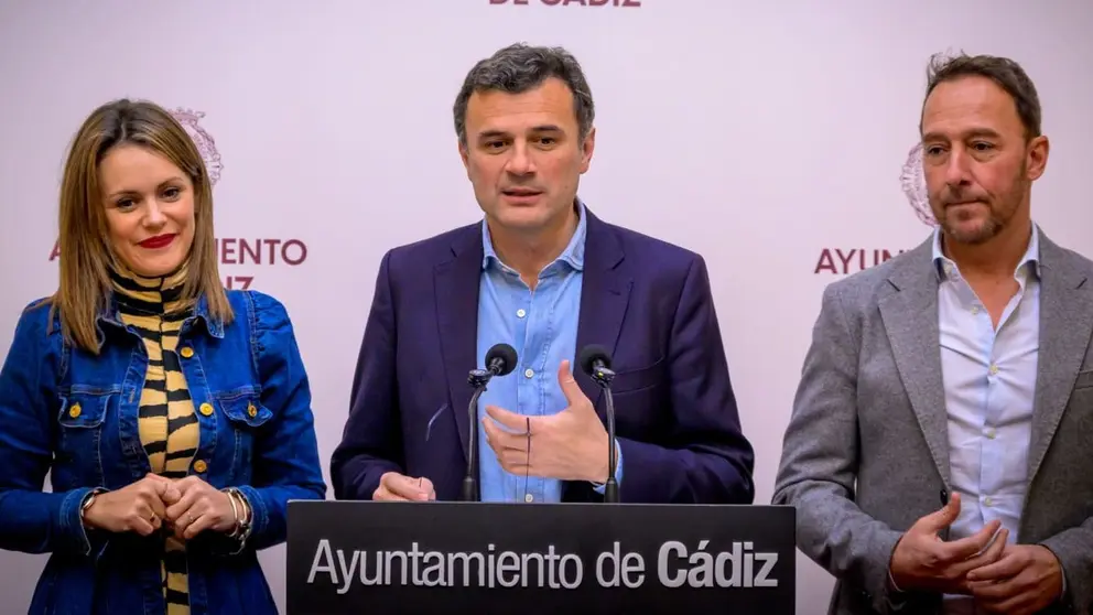Bruno Garc&iacute;a, junto a Beatriz Gandullo y Jos&eacute; Manuel Cossi (2)