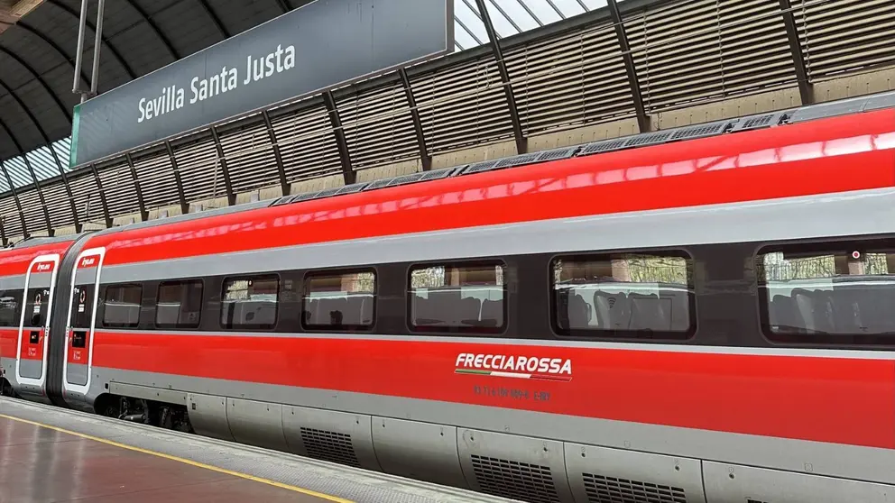 Tren Iryo en Santa Justa