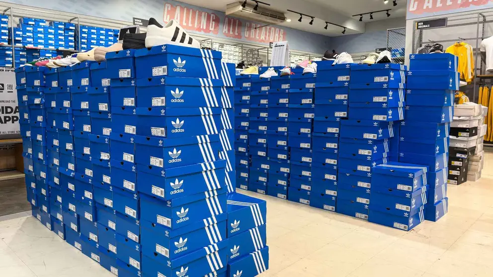 El nuevo chollo de Adidas rebajan las zapatillas retro que compiten en precio con las de New Balance