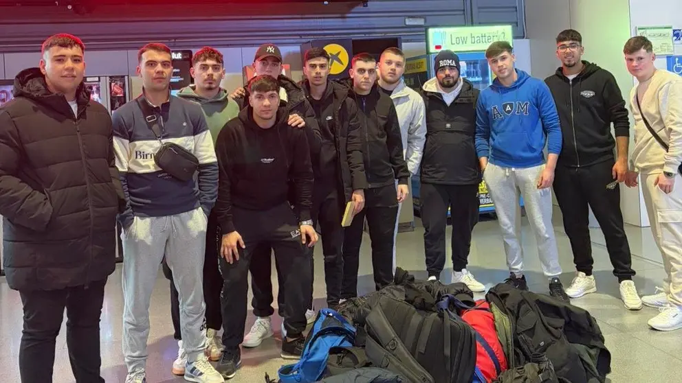 J&oacute;venes jerezanos en la Estaci&oacute;n M&eacute;ndez &Aacute;lvaro