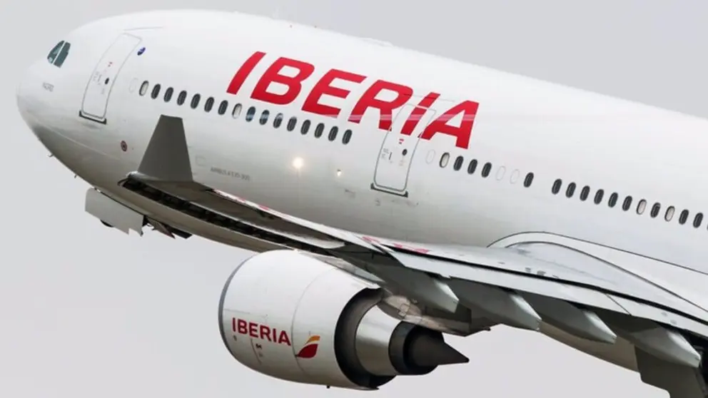 Un avi&oacute;n de Iberia