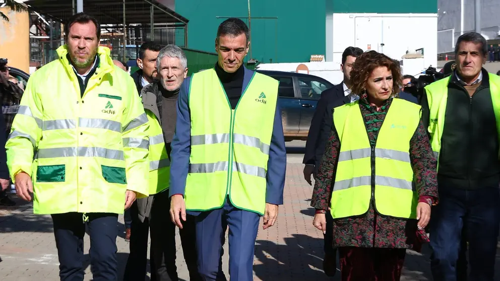 Pedro S&aacute;nchez y Mar&iacute;a Jes&uacute;s Montero en Adamuz