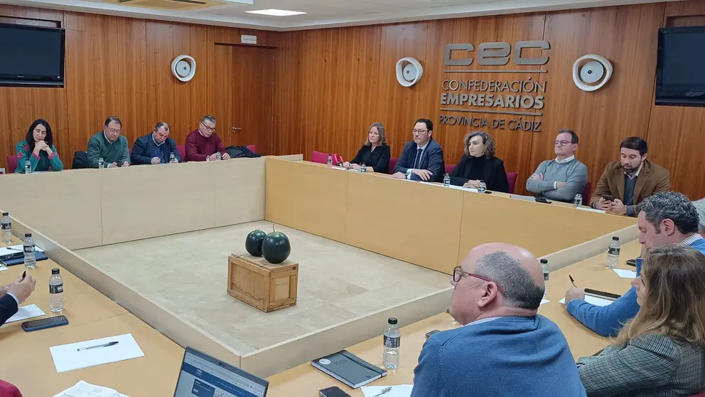 Empresarios gaditanos apoyan la reelecci&oacute;n de Javier Gonz&aacute;lez de Lara