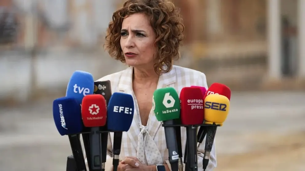 Montero ha vuelto a hacer el rid&iacute;culo, a juicio de los populares