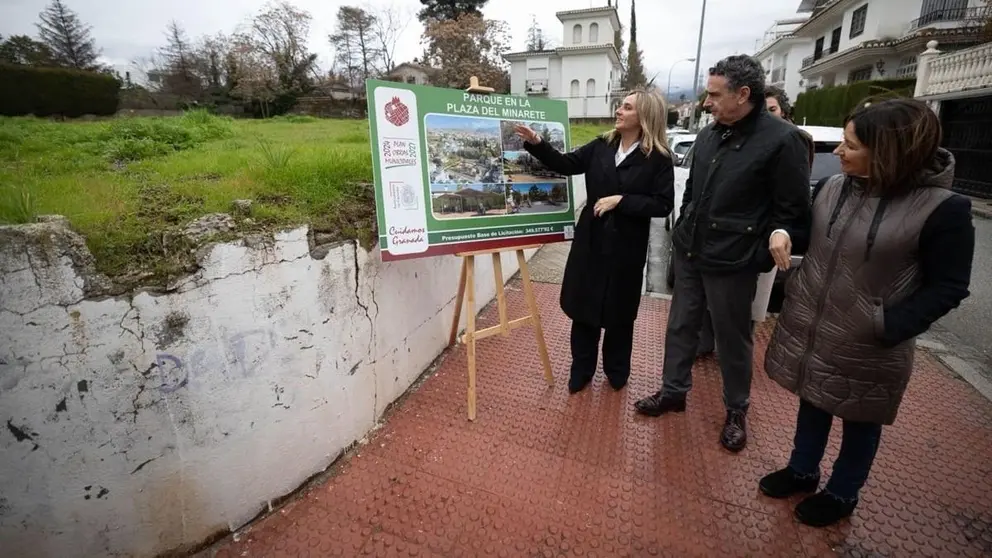 La alcaldesa de Granada, Marifr&aacute;n Carazo, presenta el proyecto del nuevo parque