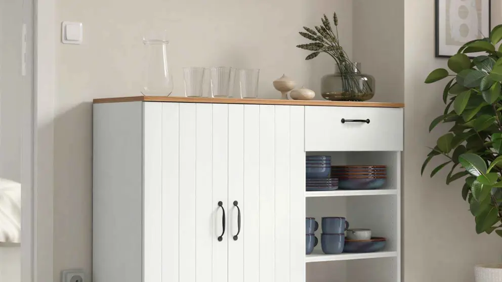 Aparador SKRUVBY de Ikea