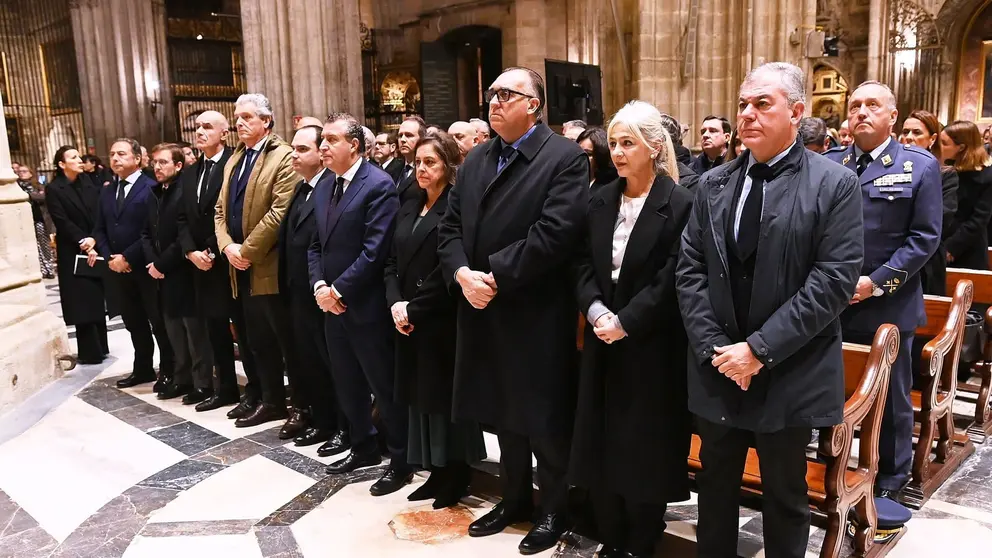 El acto ha contado con la presencia de varias autoridades | Salvador L&oacute;pez Medina